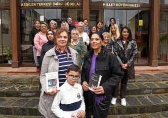 Edebiyatseverler Kedili Tekke’de Buluştu