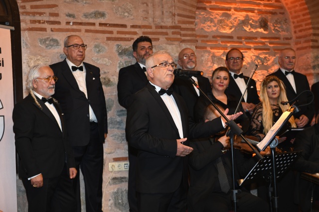 Osmangazi Belediyesi’nden Anneler Günü Konseri