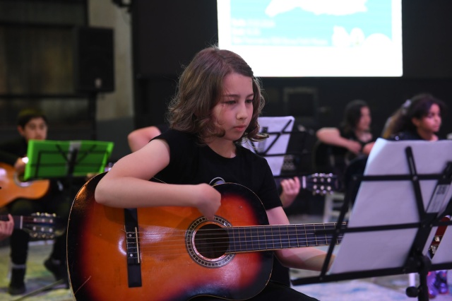 Bilgi Evleri Öğrencilerinden Yetenek Dolu Gösteri