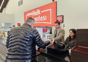 Başkan Aydın’dan Kandil Simidi İkramı