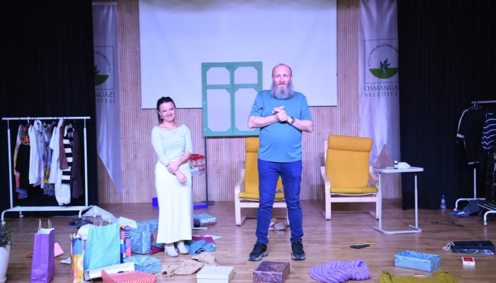 Osmangazi Belediyesi Sanatseverleri Tiyatroyla Buluşturdu