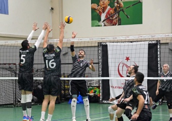 Veteranlar Osmangazi’de Zirve İçin Sahaya Çıktı