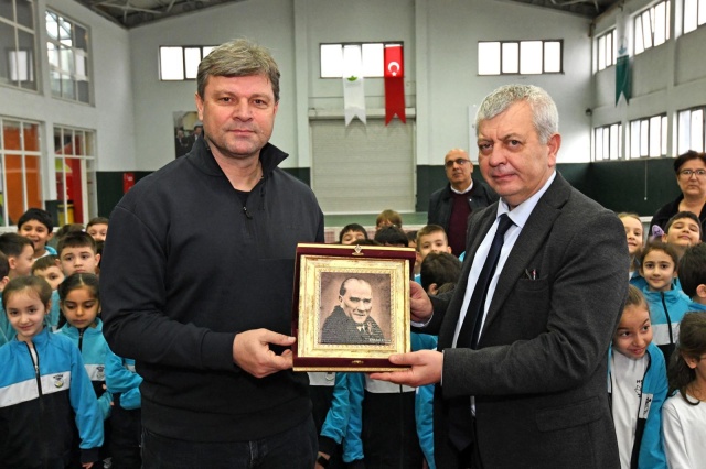 Ertuğrul Sağlam’dan Genç Sporculara İlham Veren Ziyaret