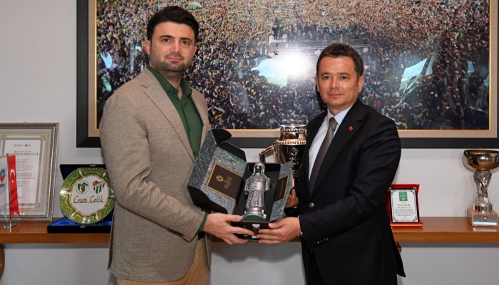 Başkan Erkan Aydın’dan Bursaspor’a Tebrik Ziyareti