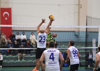 Türkiye Veteran Voleybol Turnuvası Başladı