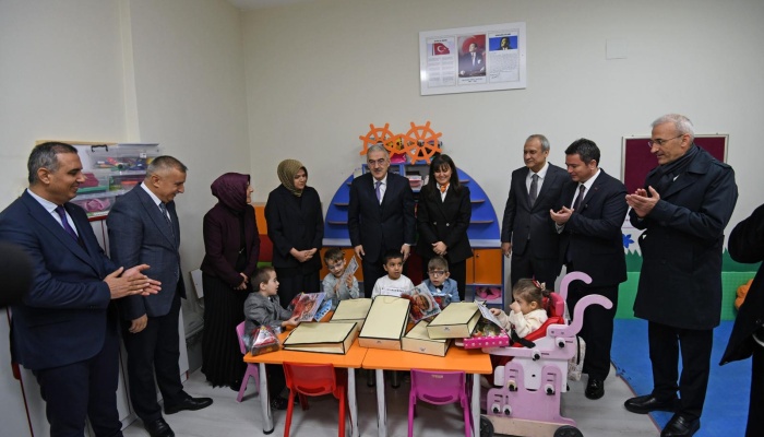 Başkan Aydın, Özel Gereksinimli Çocukların Karne Sevincini Paylaştı