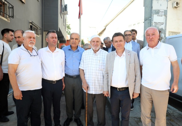 Başkan Erkan Aydın Gülbahçe'de Vatandaşlarla Buluştu