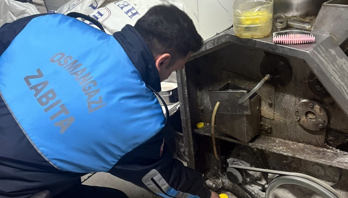 Zabıtadan Merdiven Altı İmalathaneye Baskın