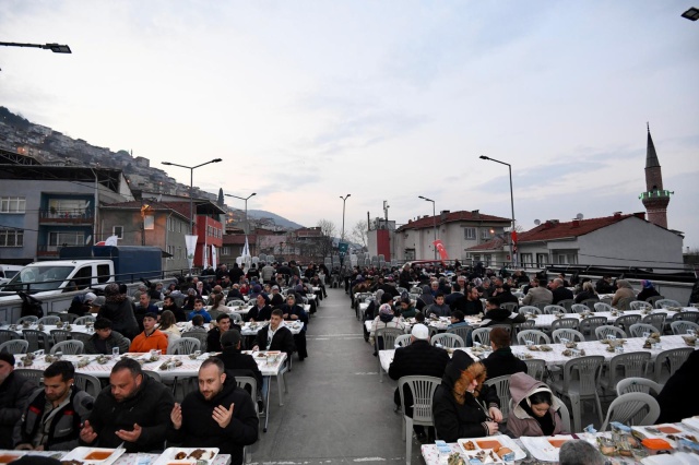 Ramazan’ın Manevi İklimi Osmangazi’de Yaşanıyor