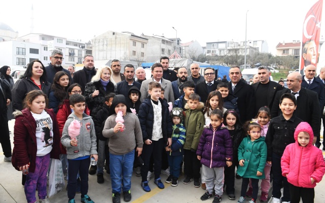 Osmangazi’de Sanat ve Kütüphane Çadıra Taşındı