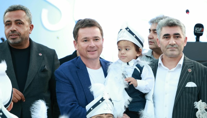 Osmangazi Belediyesi’nden 200 Çocuğa Sünnet Şöleni