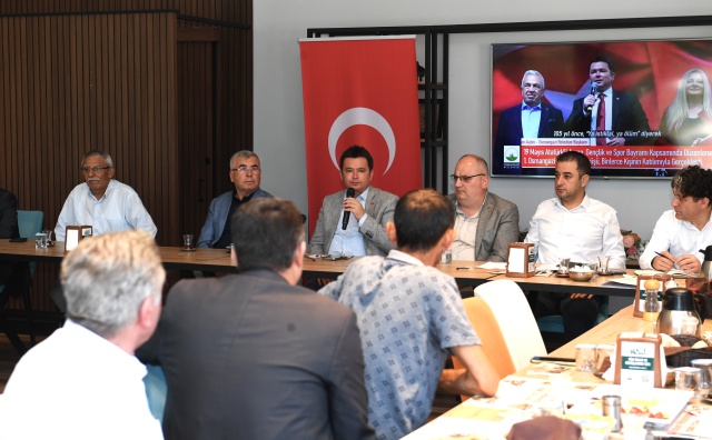 Başkan Aydın Muhtarlarla Bir Araya Geldi
