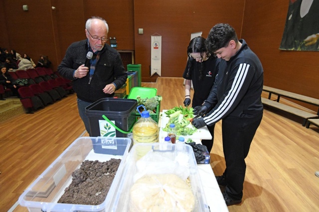 Osmangazi’de Gelecek İçin Sıfır Atık Eğitimi