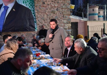 Başkan Erkan Aydın Kiremitçi’de Vatandaşlarla İftar Yaptı