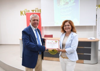 Diksiyon Atölyesi’ni Tamamlayan Kursiyerler Sertifikalarını Aldı