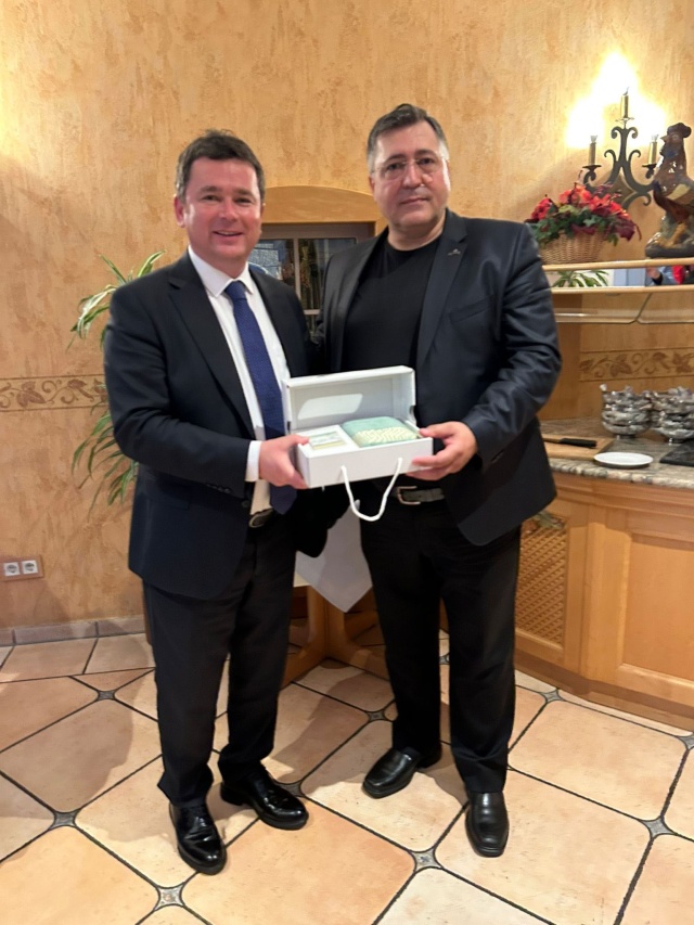 Başkan Aydın’dan Almanya’da Kardeşlik Köprüsü