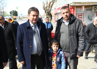 Başkan Aydın İlçeyi Mahalle Mahalle Geziyor