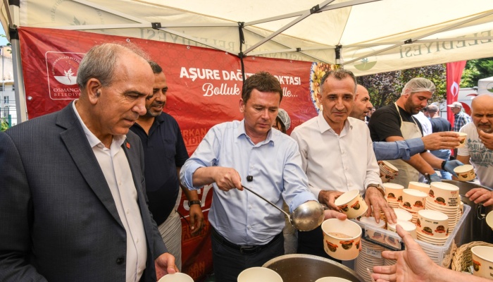 Başkan Aydın Vatandaşlarla Sahada Omuz Omuza