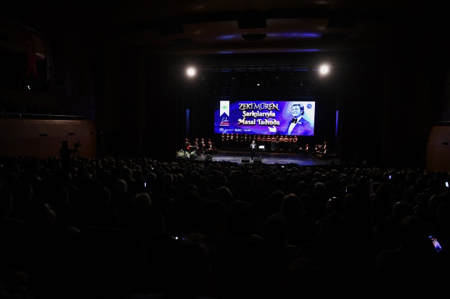Osmangazi Belediyesi Zeki Müren’i Yad Etti