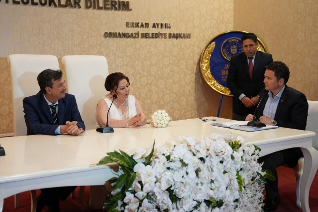 Osmangazi’de 1 Yılda 6 Bin 636 Nikah Kıyıldı