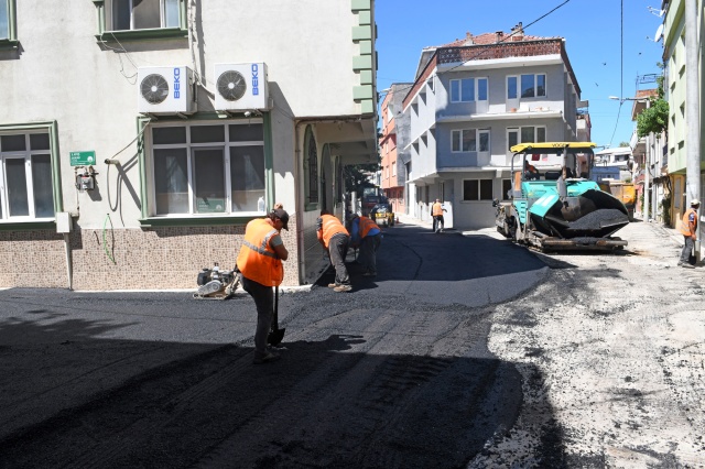 Osmangazi’nin Yollarında Yoğun Asfalt Mesaisi