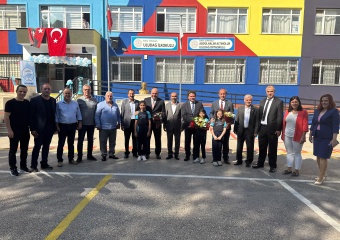 Başkan Aydın’dan Okulu Güzelleştiren Çalışma