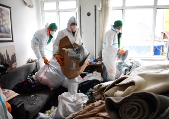 Osmangazi Belediyesi Çöp Eve Müdahale Etti, Kayıhan Rahat Nefes Aldı