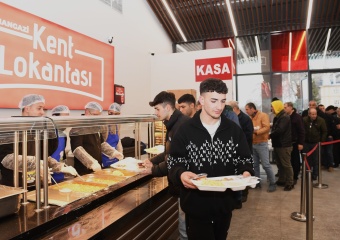 Osmangazi’nin İftar Sofraları Dolup Taşıyor