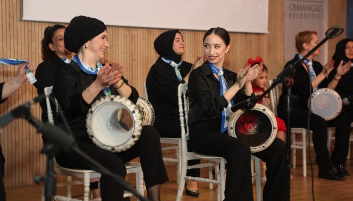 Osmangazi’de Anneler ve Kızları Aynı Sahnede Ritim Tuttu