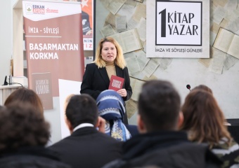 Osmangazi Belediyesi Sevilen Yazarları Okurlarıyla Buluşturuyor