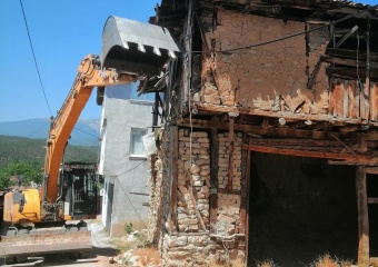 Daha Güvenli Bir Osmangazi İçin Metruk Binalar Yıkılıyor