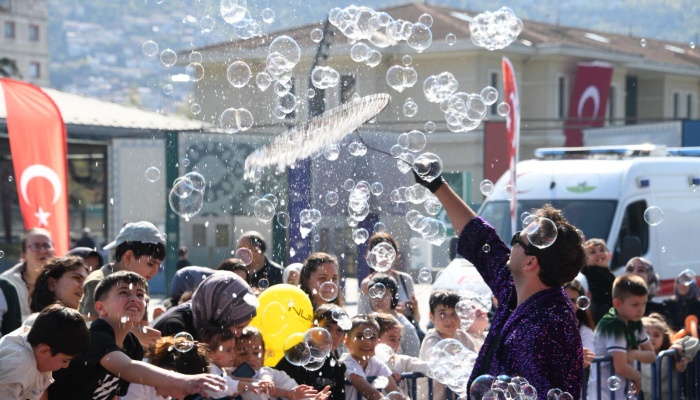 Osmangazi’de Çocuk Bayramı 3 Gün Boyunca Karnaval Havasında Kutlandı