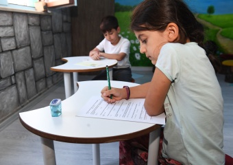 Yaz Kurslarında Çocuklar Eğlenerek Öğreniyor
