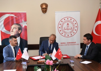 Üniversiteye Hazırlanan Öğrencilere Osmangazi Desteği