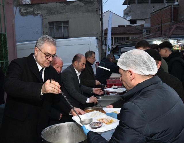 Osmangazi’de Ramazan’ın Son Sofrası Gülbahçe’de Kuruldu