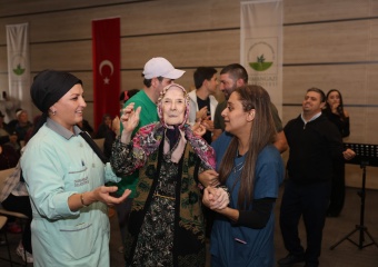 BAREM Sakinleri Dünya Yaşlılar Günü’nü Şarkılarla Kutladı