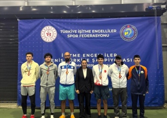 Osmangazi’nin Şampiyon Raketlerinden Büyük Başarı