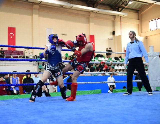 Osmangazi’de Muay Thai Rüzgarı