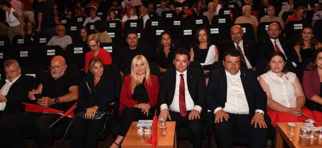Müzikal belgesel ‘Kemal’ Osmangazi’de sahnelendi