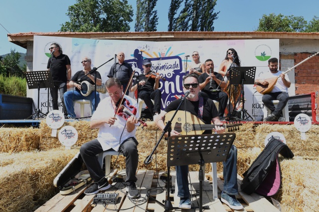 Seferiışıklar Sakinleri Unutamayacağı Bir Gün Yaşadı