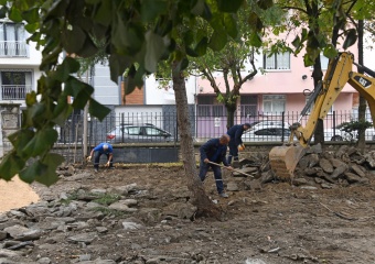 Osmangazi’de Mahalleler Yeni Park Alanlarıyla Güzelleşiyor
