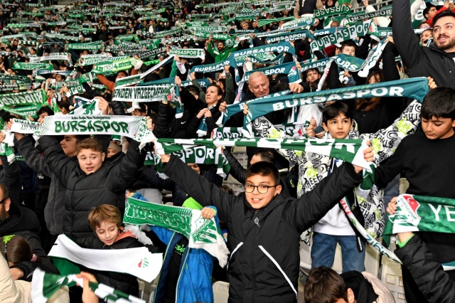 Osmangazi Belediyesi 100 Çocuğu Bursaspor İle Buluşturdu
