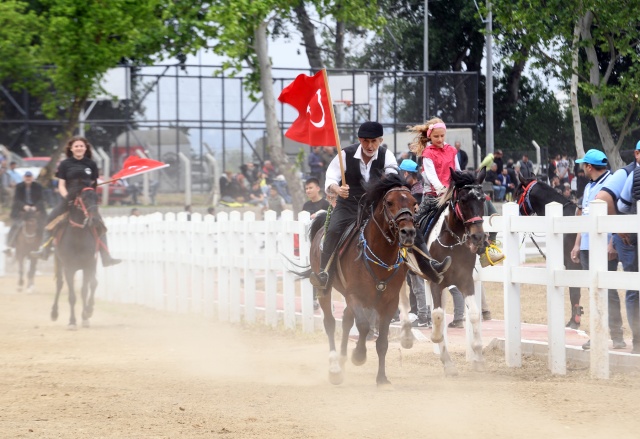 Rahvan Atları Fetih Coşkusunu Zirveye Taşıdı