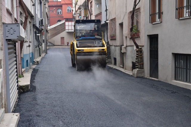 Osmangazi Belediyesi’nden Yeşilova Mahallesi’ne Yeni Asfalt
