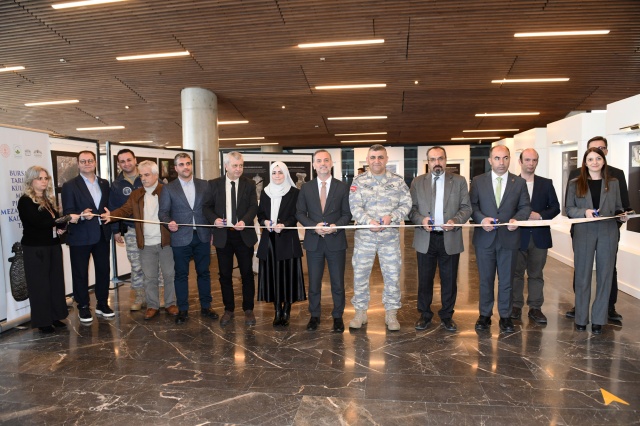Kadın Mezar Taşları Sergisi Ziyarete Açıldı