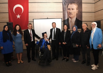 Okuma Aşkı Engel Tanımadı