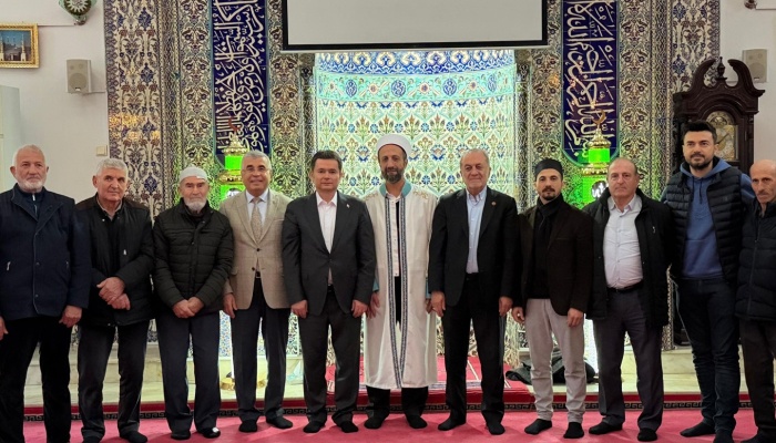 Başkan Erkan Aydın Vatandaşlarla Bayramlaştı